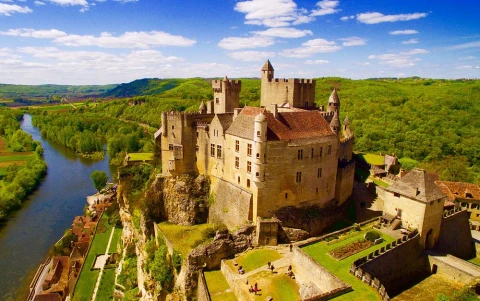 chateau-de-beynac-forteresse