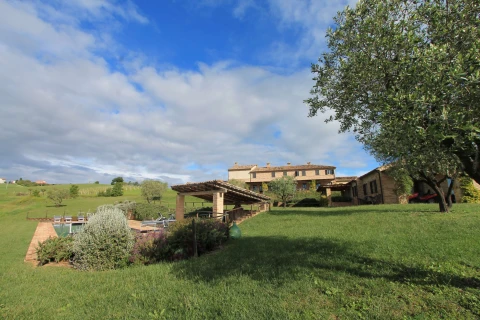 Azienda Mastro, Le Marche