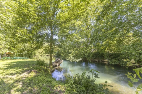 Paradis sur Terre, Provence