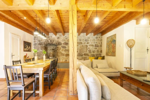 Au Mont d'Ardèche, Vakantiehuis, Ardeche, people: 21