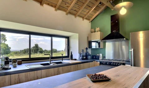 Au Mont d'Ardèche, Vakantiehuis, Ardeche, people: 21