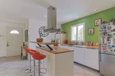 Au Pied des Tours, Vakantiehuis, Provence, people: 6