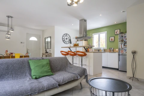 Au Pied des Tours, Vakantiehuis, Provence, people: 6