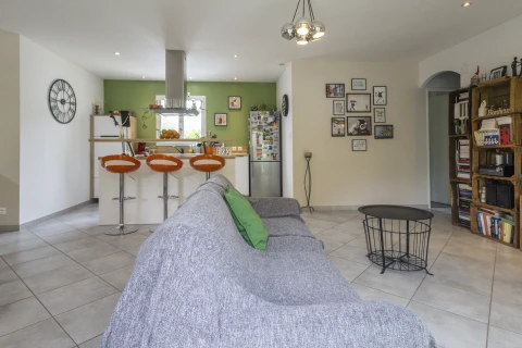 Au Pied des Tours, Vakantiehuis, Provence, people: 6