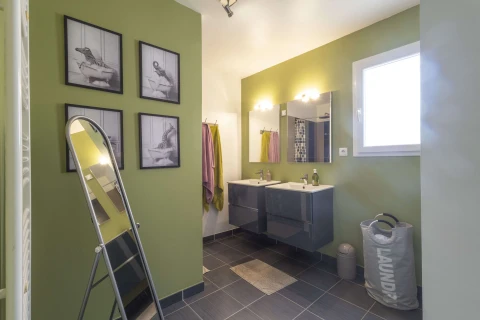 Au Pied des Tours, Vakantiehuis, Provence, people: 6