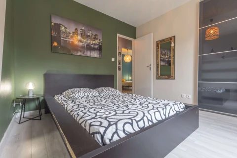 Au Pied des Tours, Vakantiehuis, Provence, people: 6