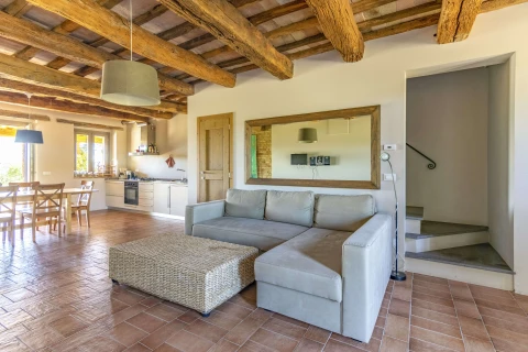 Azienda Mastro - Verdicchio, Vakantiehuis, Le Marche, people: 4