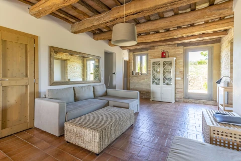 Azienda Mastro - Verdicchio, Vakantiehuis, Le Marche, people: 4