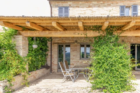 Azienda Mastro - Vernaccia, Vakantiehuis, Le Marche, people: 4