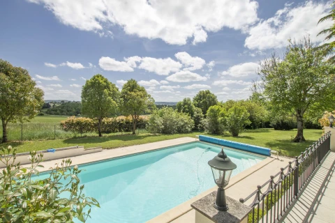 Boutouzet, Vakantiehuis, Dordogne / Nouvelle-Aquitaine, people: 8