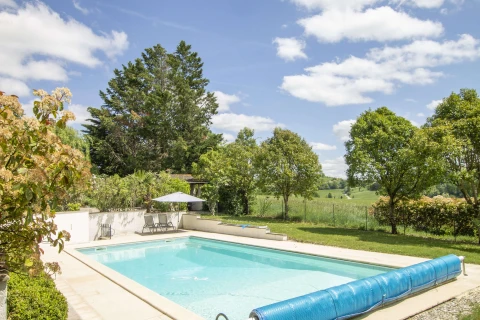 Boutouzet, Vakantiehuis, Dordogne / Nouvelle-Aquitaine, people: 8