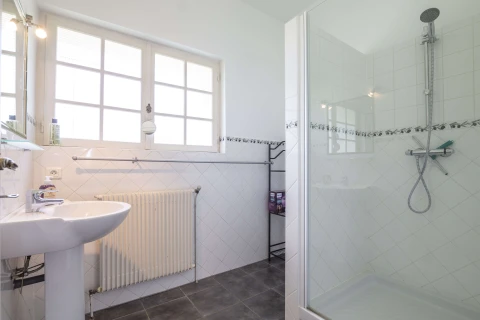 Boutouzet, Vakantiehuis, Dordogne / Nouvelle-Aquitaine, people: 8