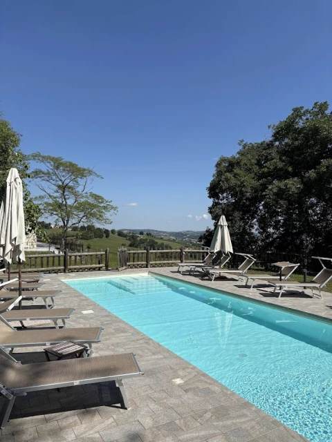 Vakantiehuis in Le Marche voor 14 personen - Casa Vista Panorama