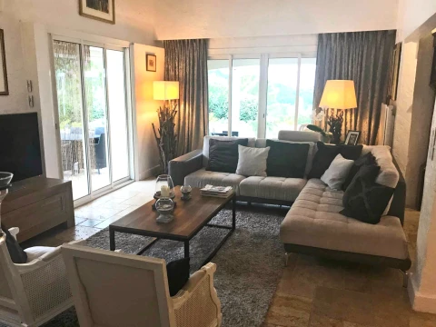 Escale des Lou's, Vakantiehuis, Côte d'azur, people: 8