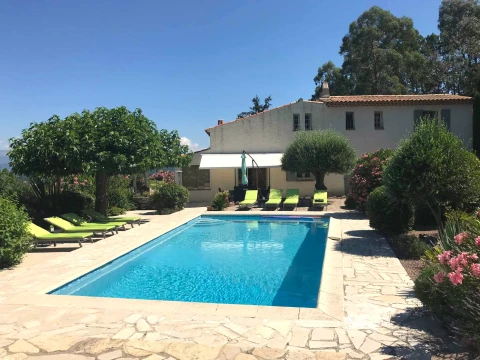 Escale des Lou's, Vakantiehuis, Côte d'azur, people: 8