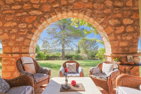 Maison de vacances en Côte d'azur pour 8 personnes - La Bastide des Tourrettes