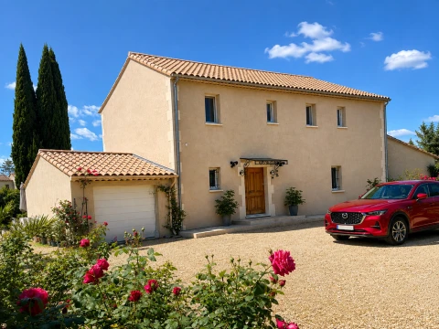 Holiday home in Provence for 8 people - La Bastide d'Olivienne
