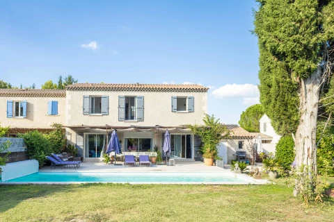 Holiday home in Provence for 8 people - La Bastide d'Olivienne