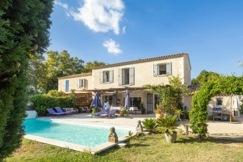 Holiday home in Provence for 8 people - La Bastide d'Olivienne