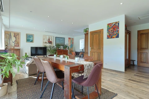 Holiday home in Provence for 8 people - La Bastide d'Olivienne