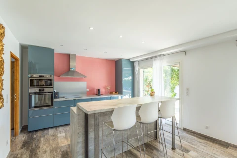 Holiday home in Provence for 8 people - La Bastide d'Olivienne