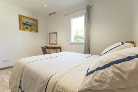 Holiday home in Provence for 8 people - La Bastide d'Olivienne