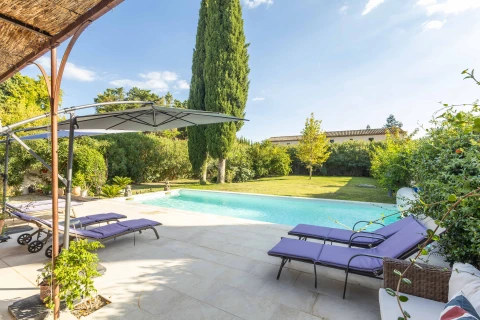 Holiday home in Provence for 8 people - La Bastide d'Olivienne