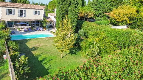 Holiday home in Provence for 8 people - La Bastide d'Olivienne