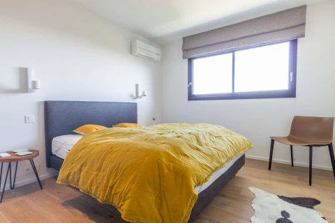 La Londe Gîte Haut, Appartement, Côte d'azur, people: 2