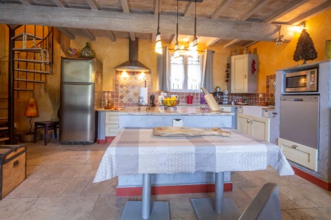 La maison de Laure, Vakantiehuis, Provence, people: 4