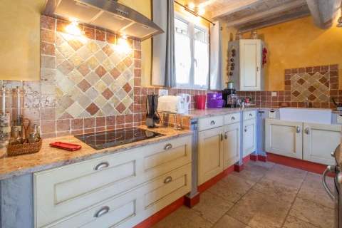 La maison de Laure, Vakantiehuis, Provence, people: 4