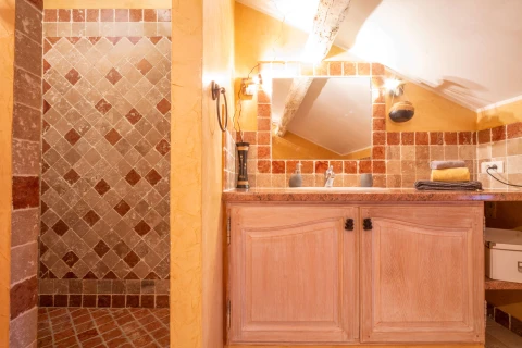 La maison de Laure, Vakantiehuis, Provence, people: 4