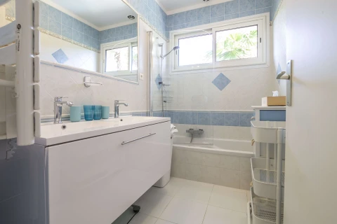 La Maison de Laurence, Vakantiehuis, Côte d'azur, people: 8