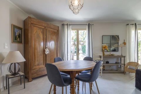 La maison Ugolin, Vakantiehuis, Provence, people: 6