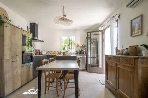 La maison Ugolin, Vakantiehuis, Provence, people: 6