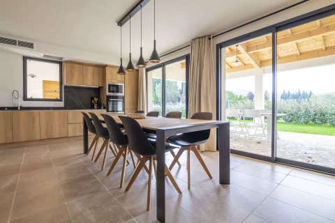 La Papavo, Vakantiehuis, Provence, people: 6