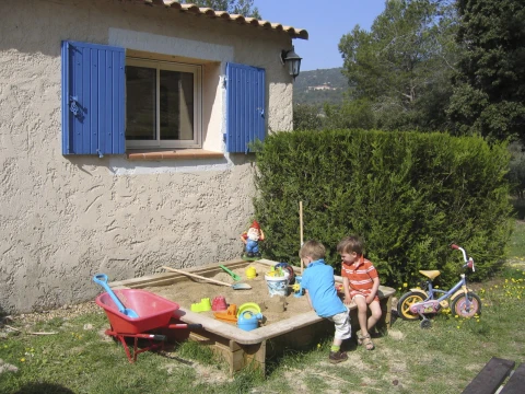 La petite Olive, Vakantiehuis, Provence, people: 8