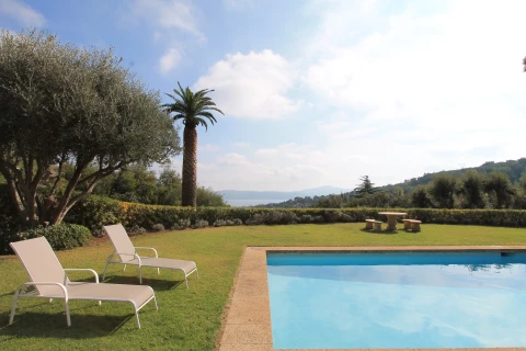 La Pierre, Vakantiehuis, Côte d'azur, people: 9