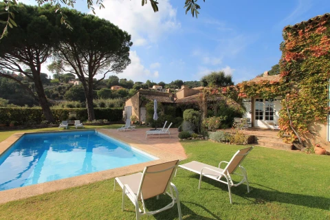 La Pierre, Vakantiehuis, Côte d'azur, people: 9