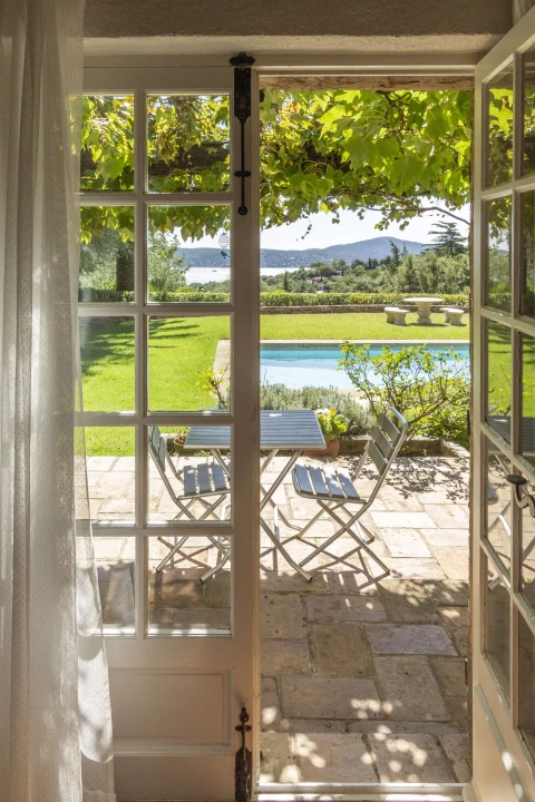 La Pierre, Vakantiehuis, Côte d'azur, people: 9