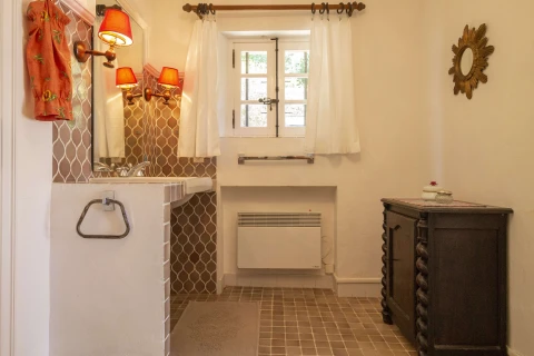 La Pierre, Vakantiehuis, Côte d'azur, people: 9