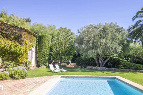 La Pierre, Vakantiehuis, Côte d'azur, people: 9