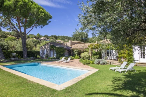 La Pierre, Vakantiehuis, Côte d'azur, people: 9