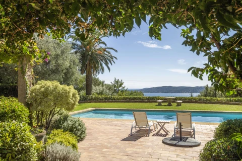 La Pierre, Vakantiehuis, Côte d'azur, people: 9