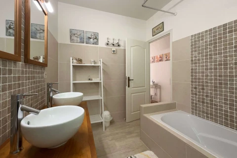 La terrasse, Vakantiehuis, Dordogne / Nouvelle-Aquitaine, people: 6