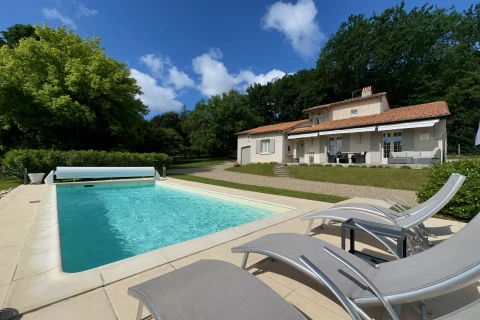 La terrasse, Vakantiehuis, Dordogne / Nouvelle-Aquitaine, people: 6