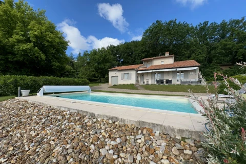 La terrasse, Vakantiehuis, Dordogne / Nouvelle-Aquitaine, people: 6