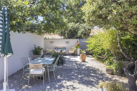 Le Bosquet, Vakantiehuis, Provence, people: 8