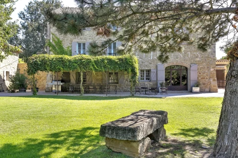 Holiday home in Provence for 15 people - Le Moulin de Bourdon