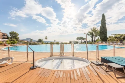 Le Petit Bleu, Appartement, Côte d'azur, people: 4